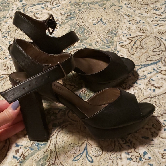 Black heels